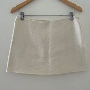 Theory Wool off white mini skirt size 8, high waisted, A-line, 90% wool,